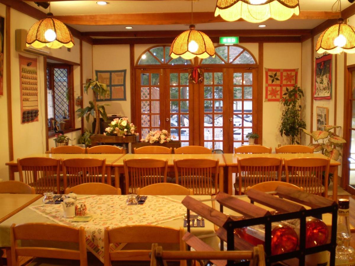 Bed and Breakfast ペンション ちゃうちゃう Hakuba Exteriér fotografie