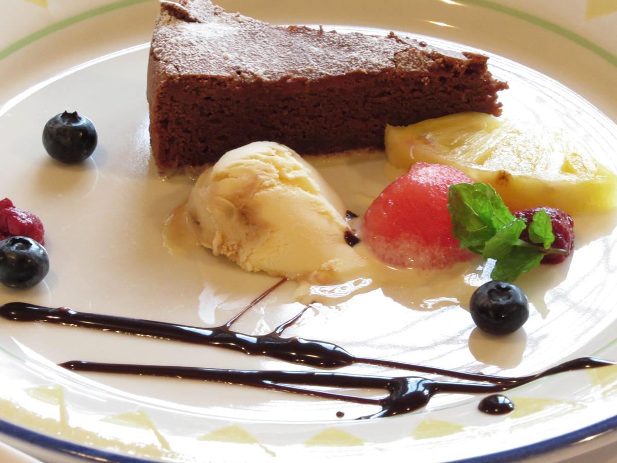 Bed and Breakfast ペンション ちゃうちゃう Hakuba Exteriér fotografie